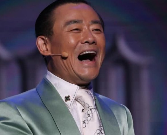 周立波沉默多年后终于发声了，为什么做的第一件事就是吐槽自己的妻子呢？