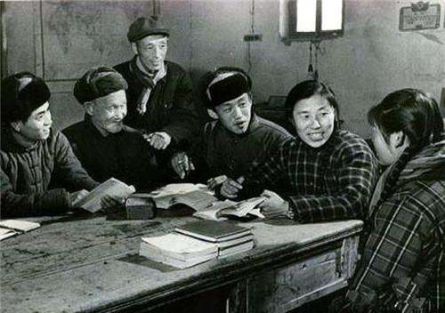 当年那位被众人怂恿,嫁给文盲农民的27岁河北女大学生,近况如何?