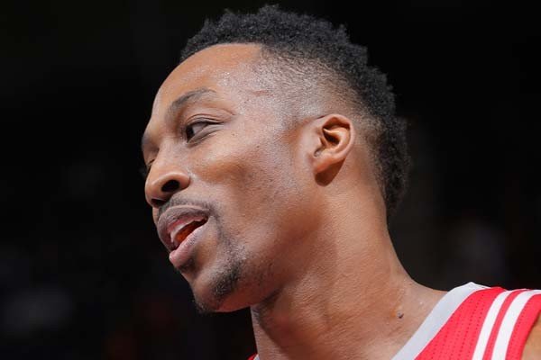 湖人主场迎战黄蜂,霍德华8投8命中率,这是幸运还是状态回归?