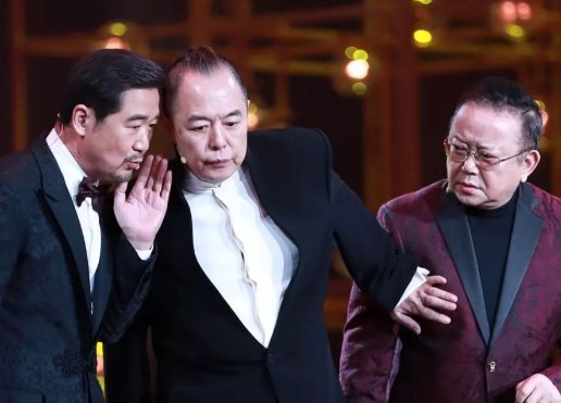 为什么说张铁林与小陶虹吻戏