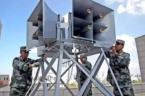 近日,为何全国各地都鸣响起了防空警报?