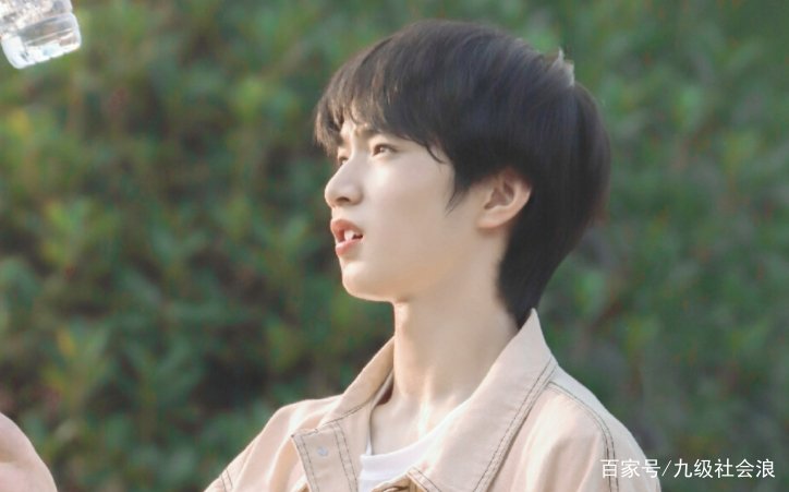 刘耀文的中考成绩，体育分比总分抢镜，给时代峻峰争了口气。怎么回事？