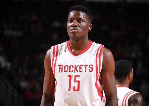 卡佩拉在老鹰为什么没上场