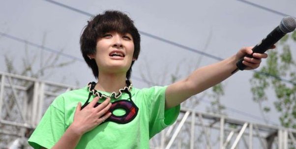 对人民日报批评曾轶可一事有什么想法？