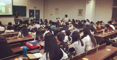 现在高考是如何阅卷的？高考对于学生来说有多么重要？