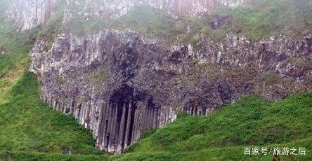 大自然塑造高崖保护巨人堤，是绿王国之称的北爱尔兰吗？