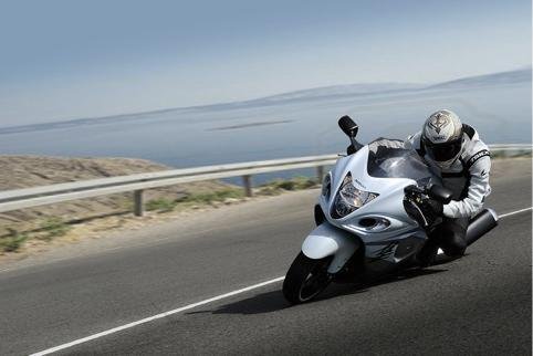 电梯内电动车爆燃事故,是由什么导致的?