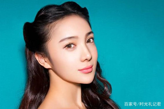 赵本山最美女徒弟，2017年全裸坠楼身亡，究竟是意外还是人为？