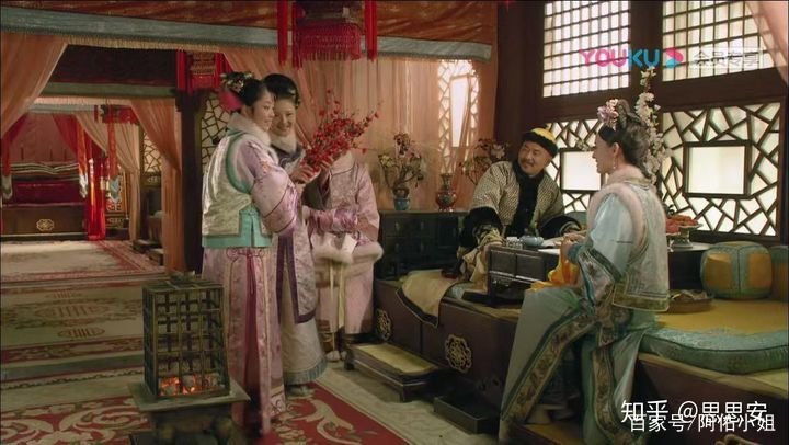 甄嬛传中她当着甄嬛的面勾引雍正,头次侍寝,雍正就很满意,她是谁?