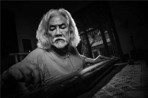 张纪中被刘亦菲吐槽,他做错了什么?