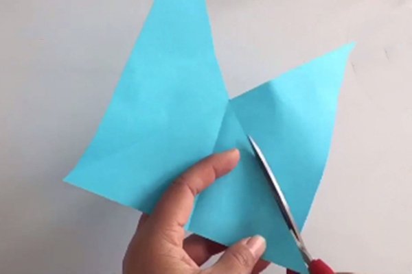 怎样手工制作蝴蝶结