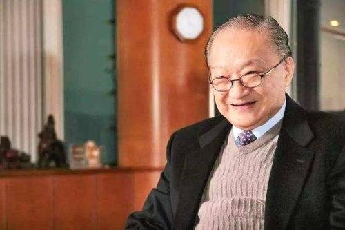 金庸为什么没能和夏梦在一起？