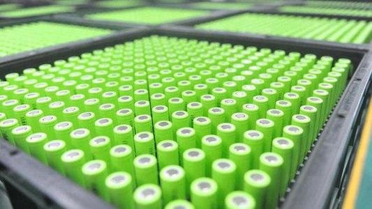 20万吨退役电池大量流入黑市，退役电池对环境有什么危害？