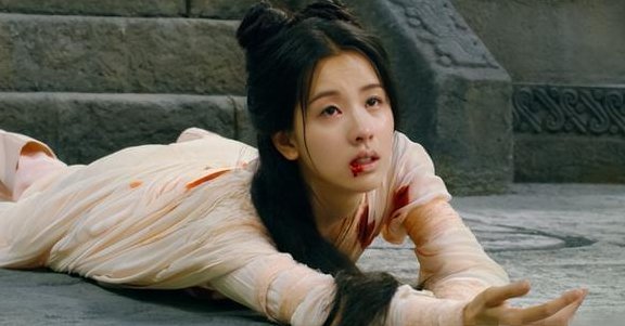 影版《花千骨》预告放出！和剧版差距大惹吐槽，差距在哪里呢？