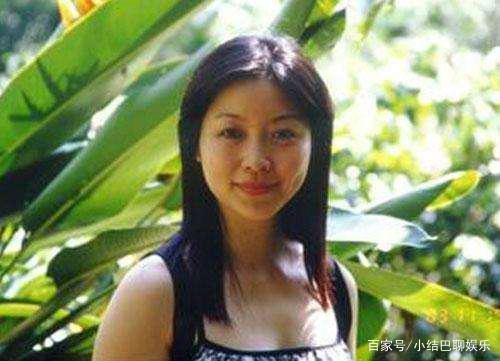 水均益和妻子离婚娶小13岁女记者,为何获女儿力挺?