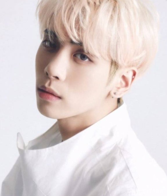 金钟铉是SM公司旗下的耀眼巨星,他的代表作都有哪些?