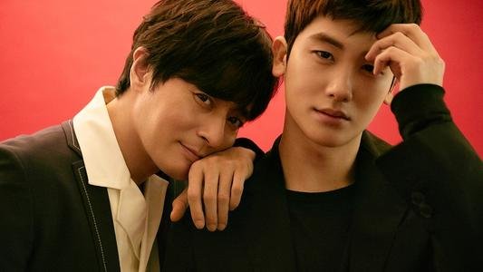 张东健妻子高小英登杂志 47岁保养好华贵阔太范儿,她与张东健怎么认识的?