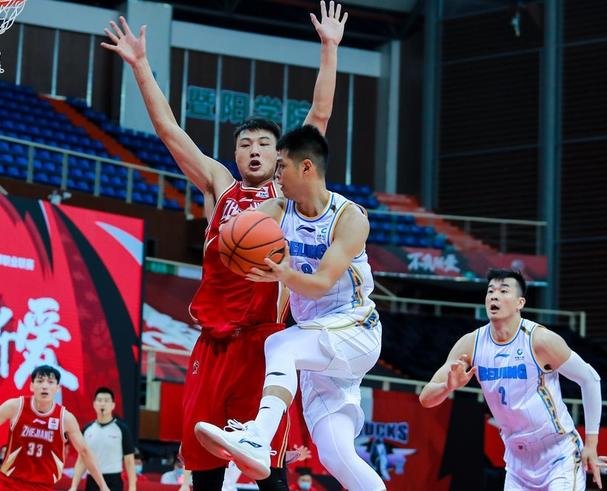 浙江男篮战胜北京男篮，这场比赛中取胜的关键点是什么？
