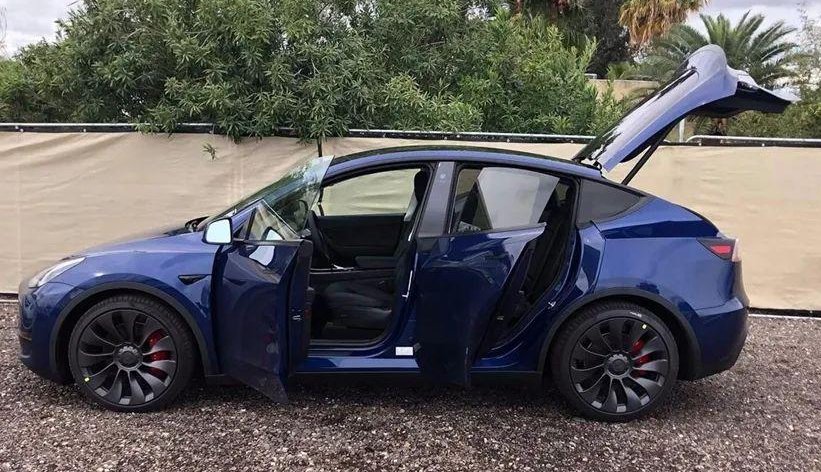 特斯拉首次回应modely降价一事,回应中都说了什么?