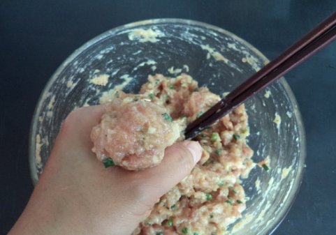 肉丸子的做法