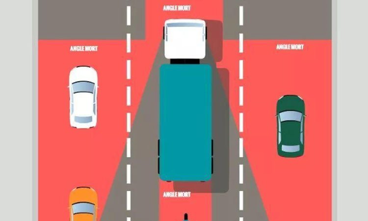 乐山中院一副院长车祸身亡，造成此次车祸的原因是什么？