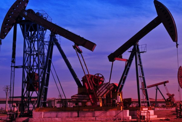 为什么国际油价一直下跌，中国的石油价格一直上涨？