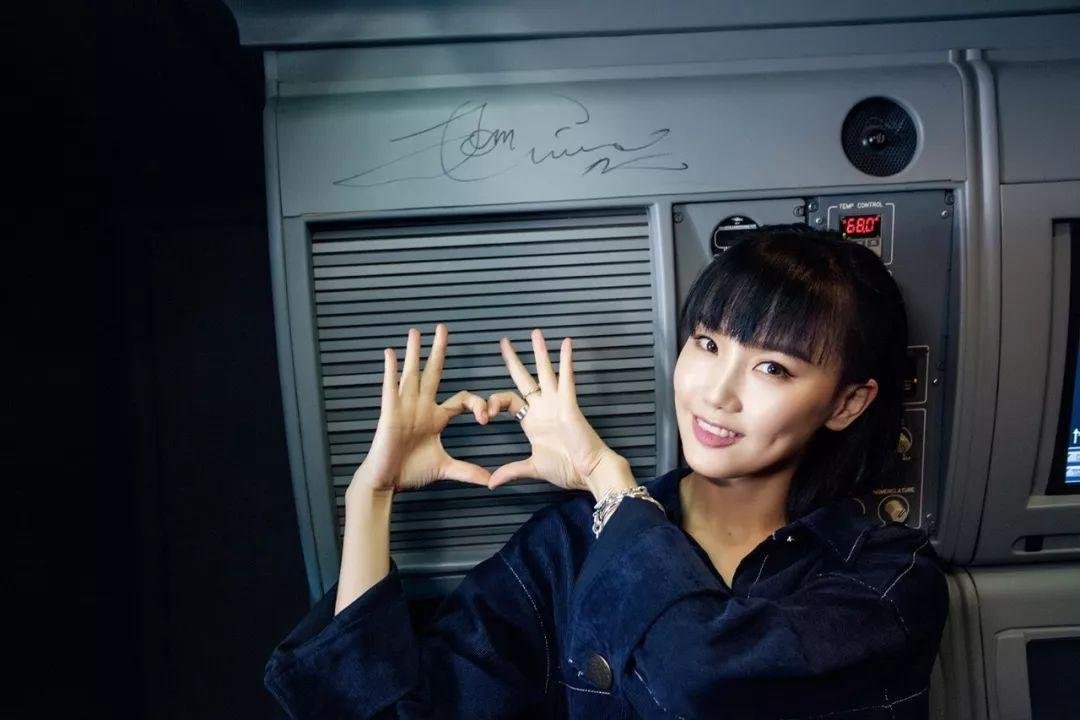 黄龄节目中大方承认已有男友，她参加的是什么节目？