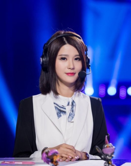 lol苏小妍多大了？