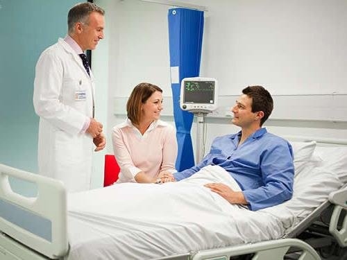 北京朝阳医院伤医案宣判，医患之间的关系为何总是这么紧张？