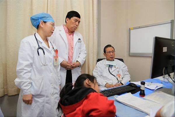 钟南山团队研发出的新版板蓝根，药效真的比原版强的6倍吗？