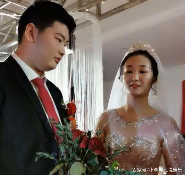 大衣哥儿媳回应嫁人不是为钱，理由让人信服，可为何没人信钱冰？