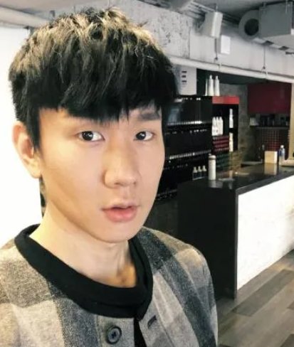 葛斯齐称掌握了林俊杰“套房事件”证据，你觉得他是在炒作还是真的？