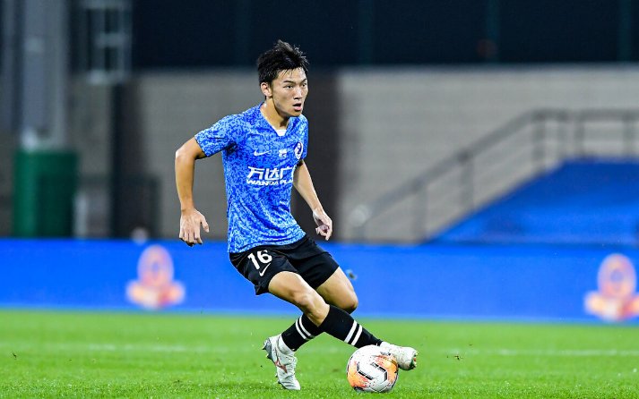 国足的首发球员将会是哪些人?