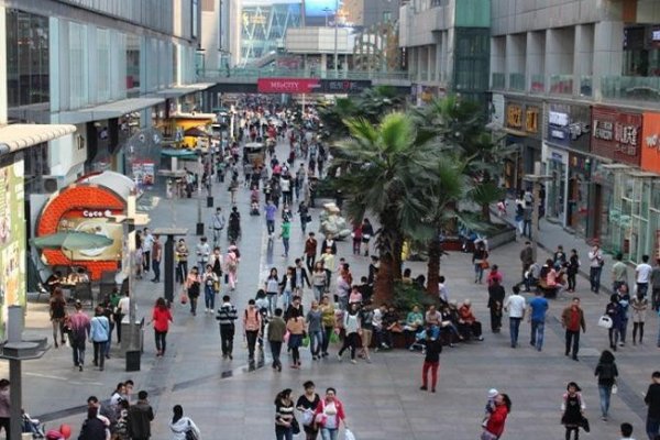 上海南京西路是哪个区？