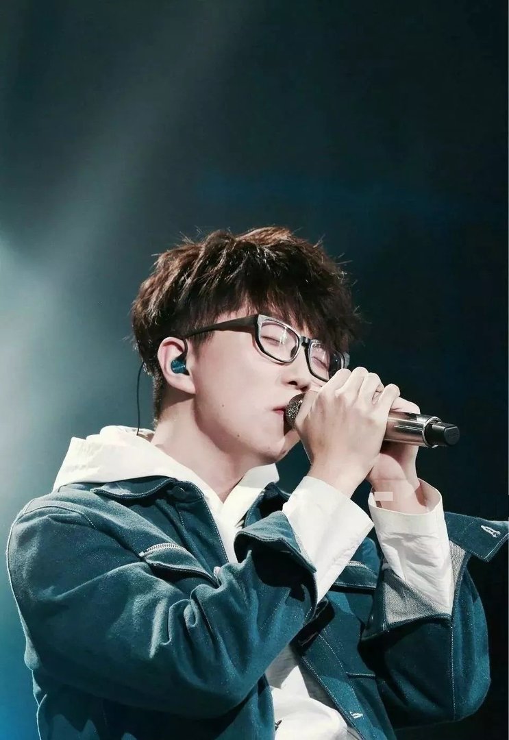 像我这样迷茫的人像我这样寻找的人像我这样落落无为的人啥歌名