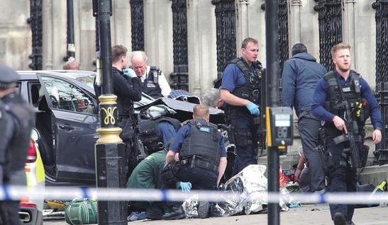 奥地利发生恐袭7人遭枪击身亡,为何恐怖袭击事件屡见不鲜?