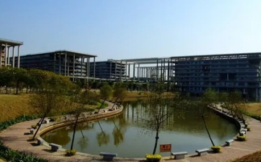 广东工业大学揭阳校区2021分数线