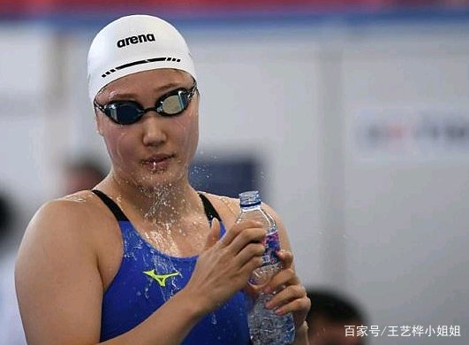 怒踢挑衅的韩国游泳选手，沈铎为什么情绪激动？