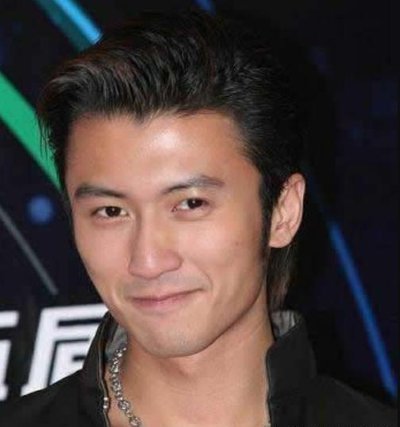 冷落儿子被骂,谢霆锋辟谣张柏芝沉默,向太的话一针见血,你怎么看?