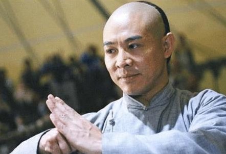 李连杰想改回中国国籍为什么被拒绝？