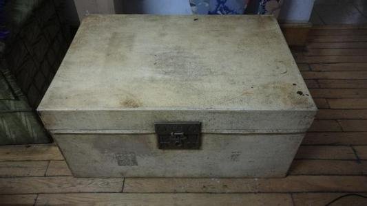 “压箱底”究竟是什么东西压了箱子底？