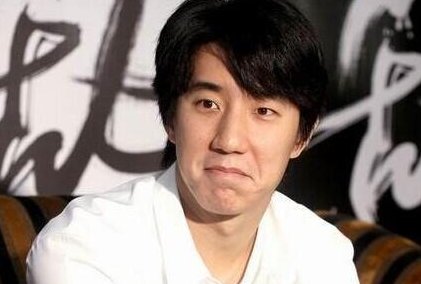 李连杰想改回中国国籍为什么被拒绝？