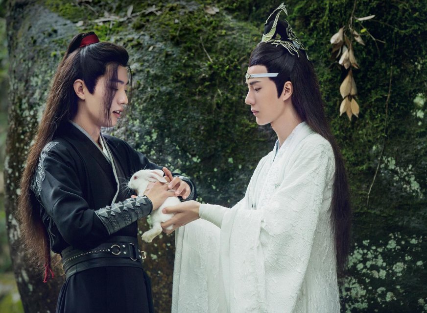 《陈情令》中，魏无羡和蓝湛之间到底是什么关系？为什么这么多人嗑？