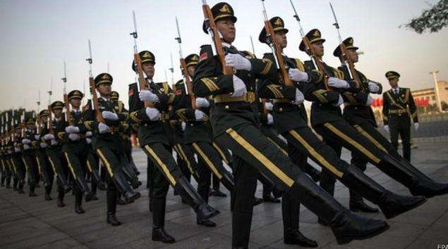 共产党一个纵队是多少人