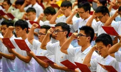 为什么要入党简短回答？