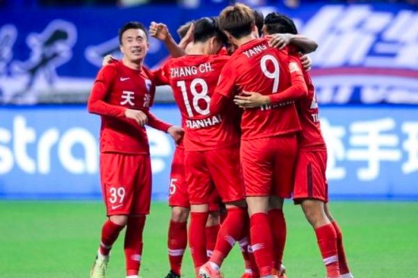 天津天海俱乐部解散并退出中超联赛，对此有什么看法？