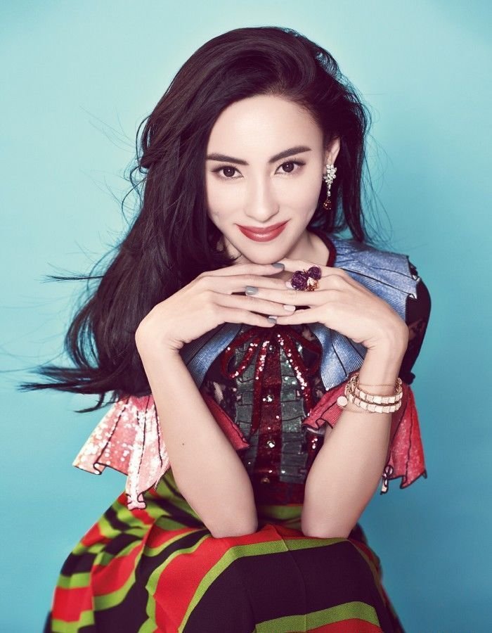 冷落儿子被骂,谢霆锋辟谣张柏芝沉默,向太的话一针见血,你怎么看?