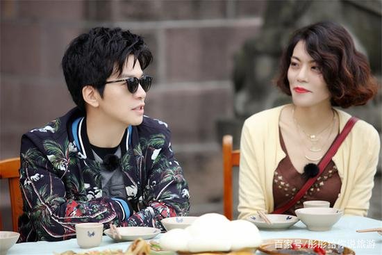 复旦大学红网教授陈果为何如今被学生“炮轰”呢?