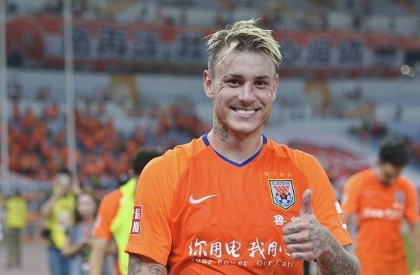 足球运动员格德斯,迄今为止都获得了哪些成就?