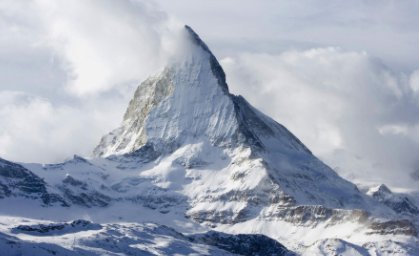 珠峰每年都在移动，它难道真的会走路吗？为什么呢？